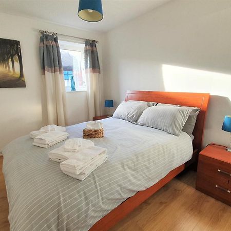 Modern One Bedroom Apt - City Centre & Freeparking กลาสโกว์ ภายนอก รูปภาพ